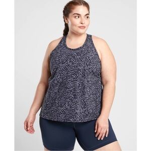 Athleta | Ultimate Printed Train Tank in Fiji Navy Blue Size XL